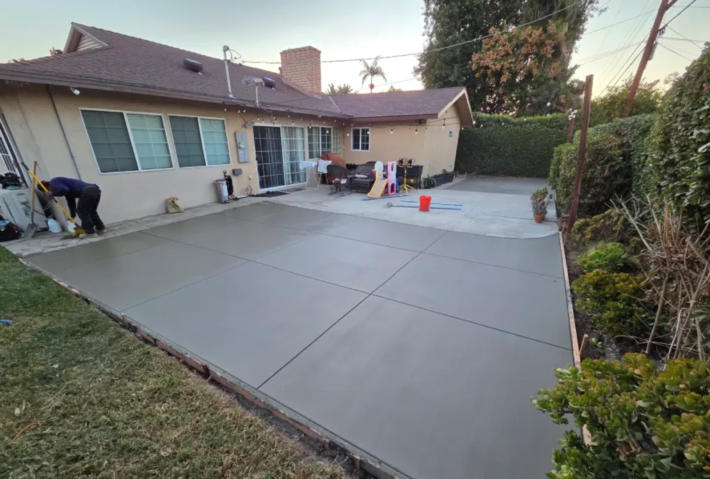 fresh concrete driveway showing Expert Concrete Contractor Work in Orange County